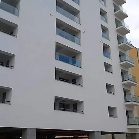 Hotel apartamentowy Coral 4*